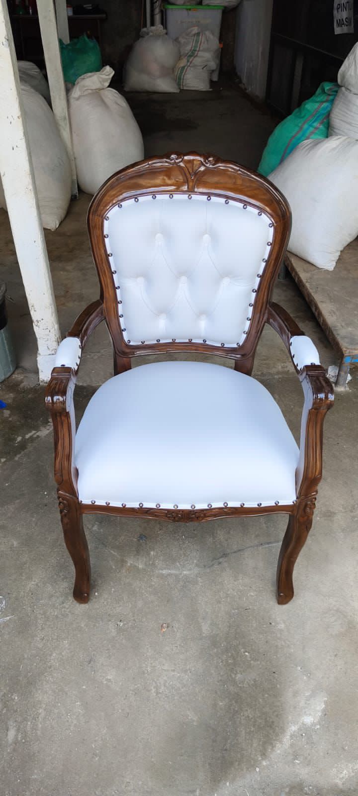 arm chair